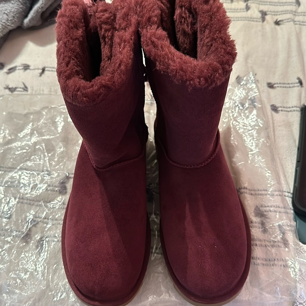 Never worn
